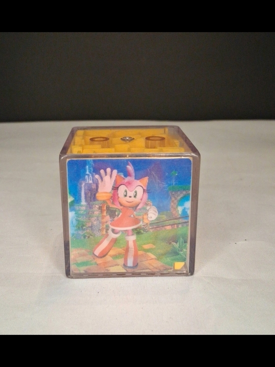 burger king Other - 2023 Burger King Kid's Toy Sonic the Hedgehog Amy Rose Puzzle Maze Cube Game